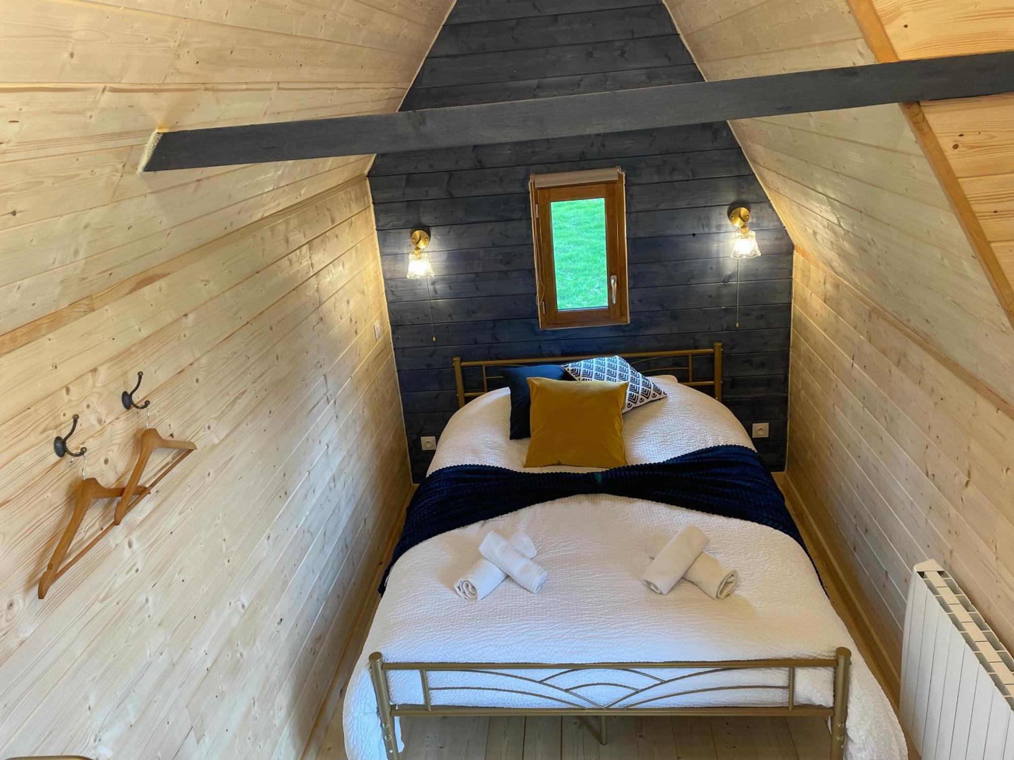 Le Domaine Caribou Bed & Breakfast Sainte-Opportune-la-Mare Екстериор снимка